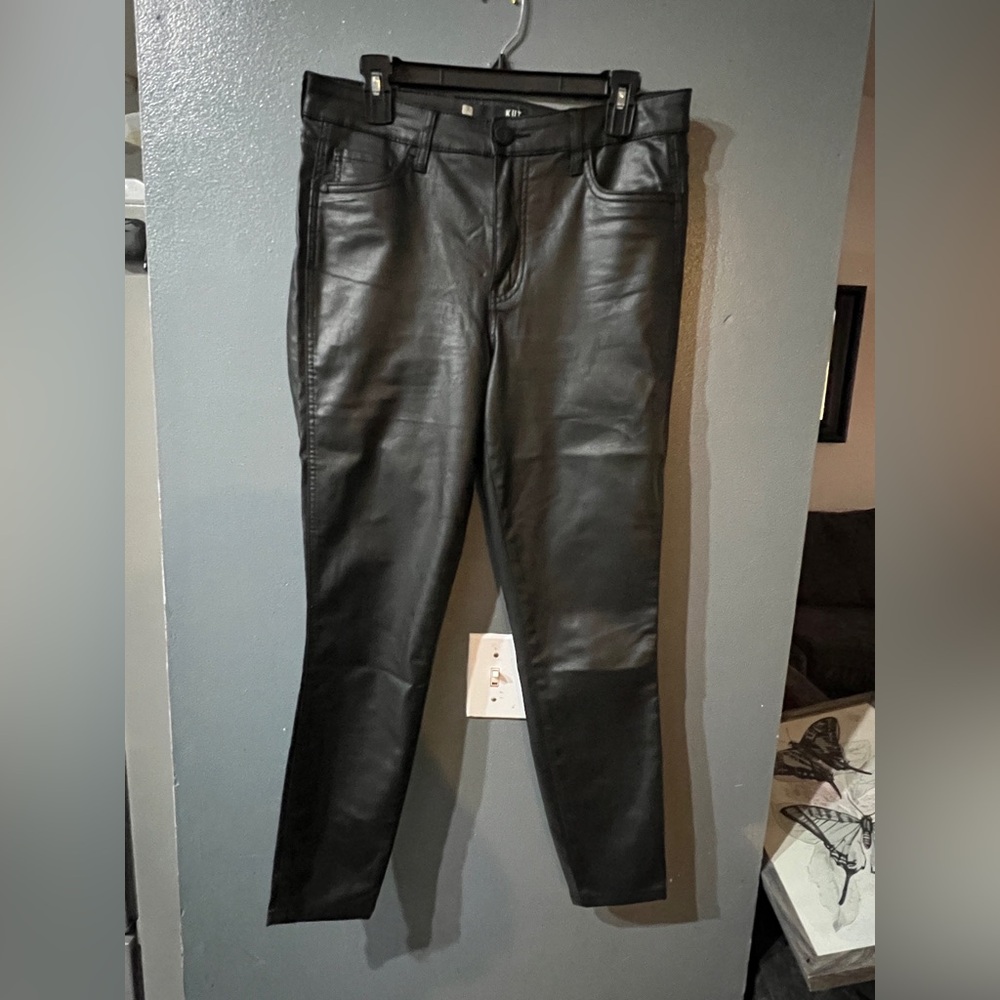 Kut from the Kloth Donna Coated High Rise Fab Ab Ankle Skinny Black 10